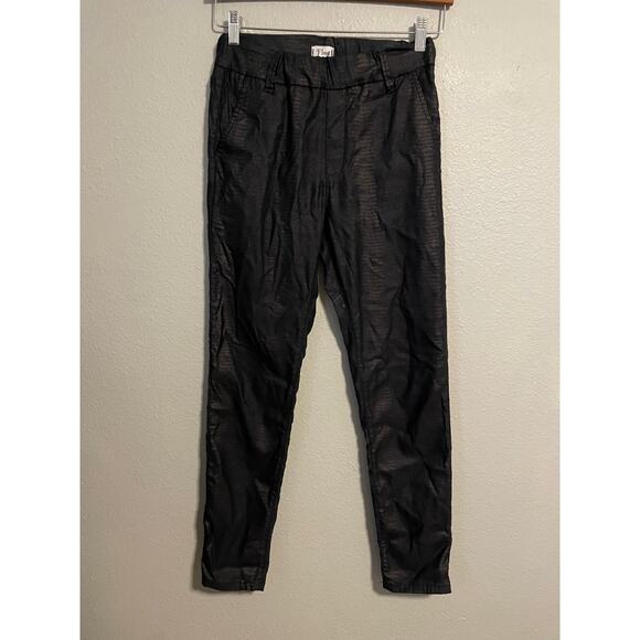 Bevy Flog Womens Pants Size 27 Black Snake Skin Metallic Pull On Mob Wife READ - Picture 1 of 10